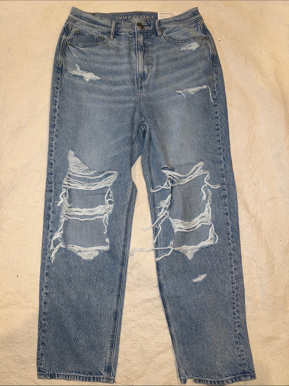 American Eagle Outfitters Light Blue Distressed Boyfriend Jeans
